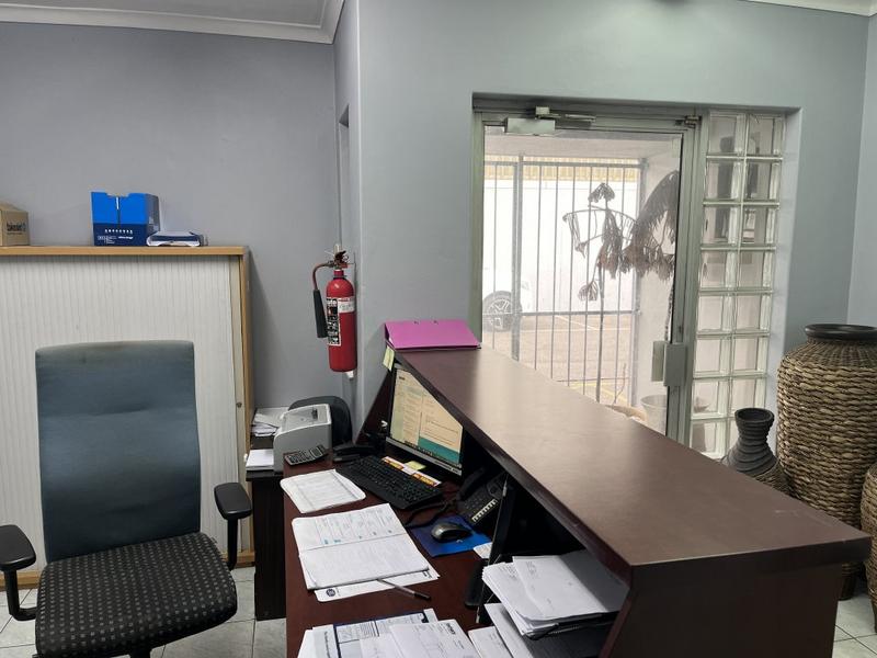 To Let commercial Property for Rent in Montague Gardens Western Cape